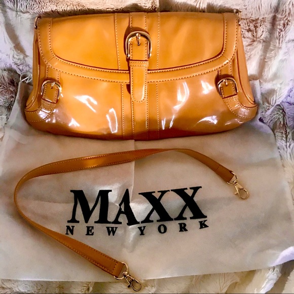 Maxx New York Patent Leather Handbag - Picture 5 of 8